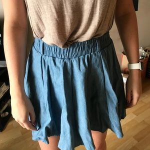 JEAN SCORT - NEVER WORN